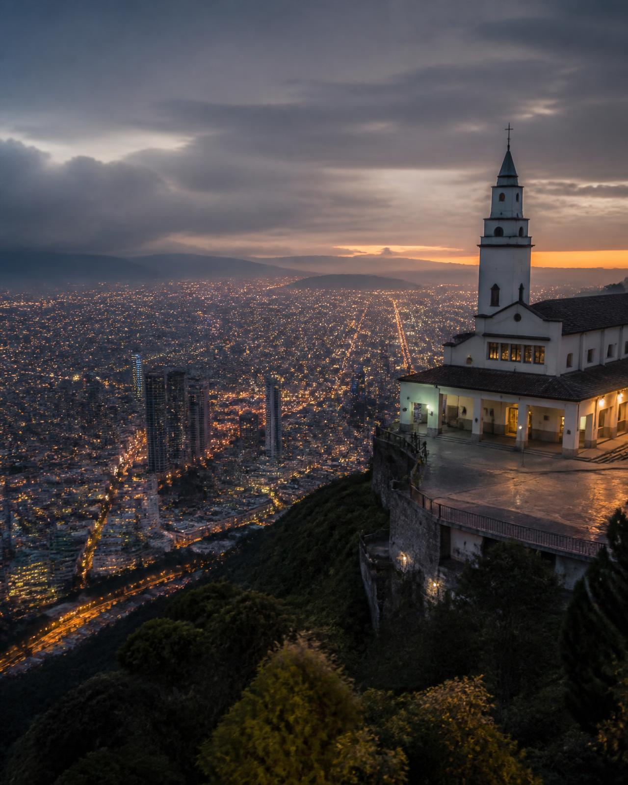 Bogotá vista do Cerro de Monserrate ao entardecer